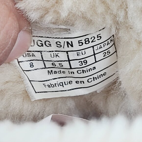 UGG Women's Brown Classic Short 5825 Suede Mid-Calf Winter Boots Size US 8 - Picture 6 of 7